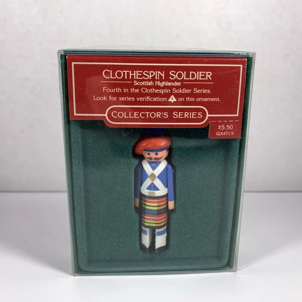 Hallmark 1985 Collector's Series Clothespin Scottish Highlander Soldier Ornament